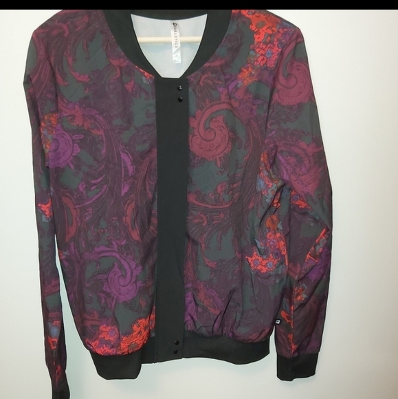 FABLETICS floral jacket - Picture 1 of 5